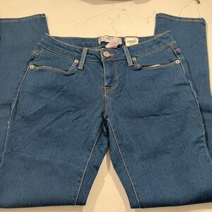 No Boundaries Women's Straight Leg Blue Jeans
